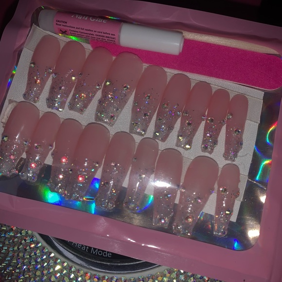 unbranded Other - Pink Glitter Ombré Press On Set